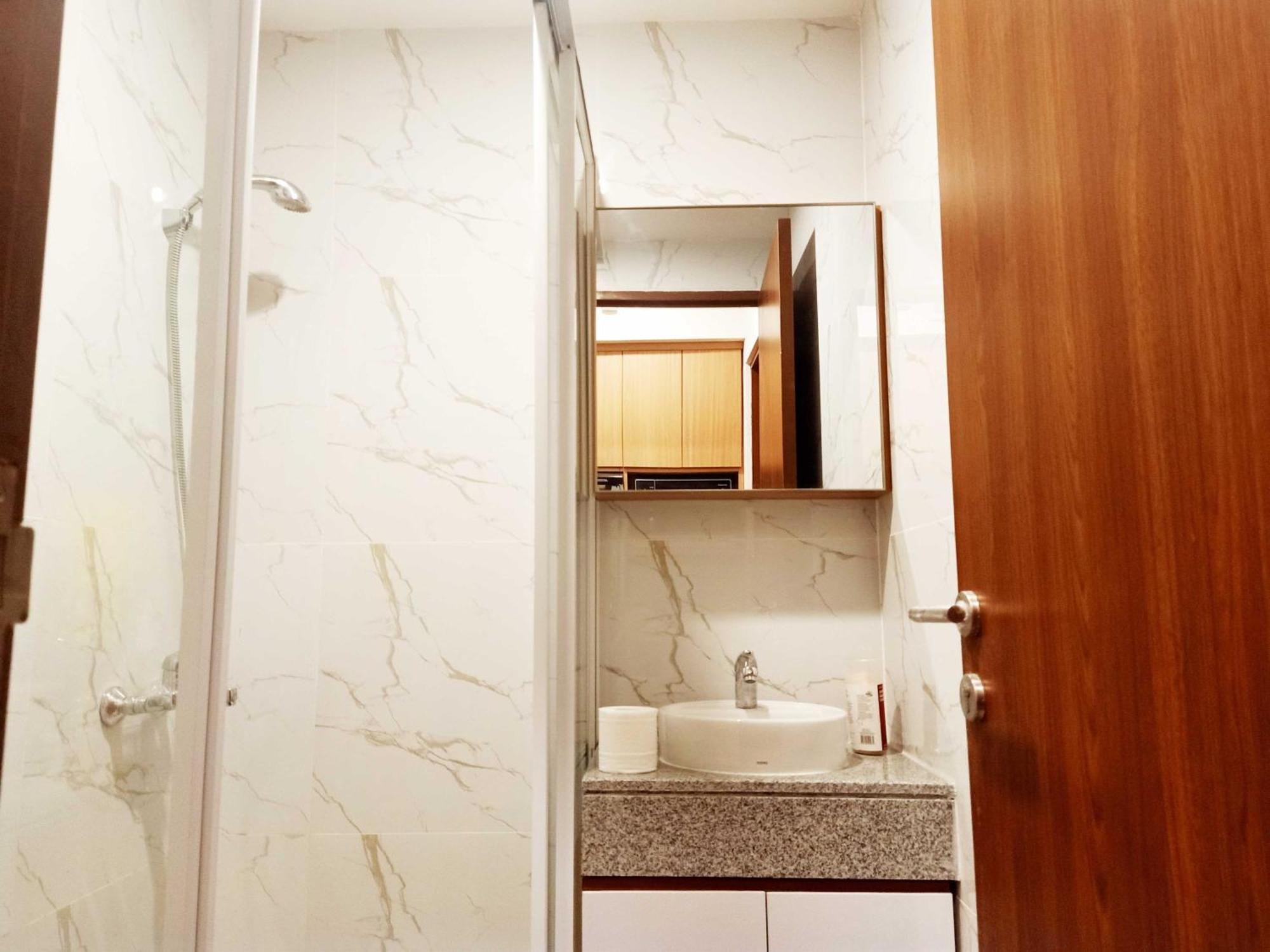 Apartemen Grand Kamala Lagoon By 21